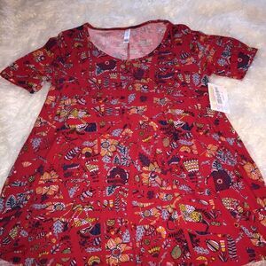 NWT LuLaRoe Red Garden Lady Bug Floral Leaf Print Perfect Tee XS